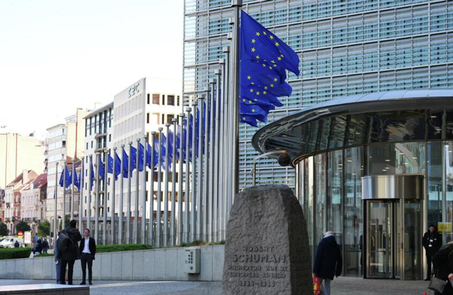 European rearmament plans face challenges despite rising defense spending