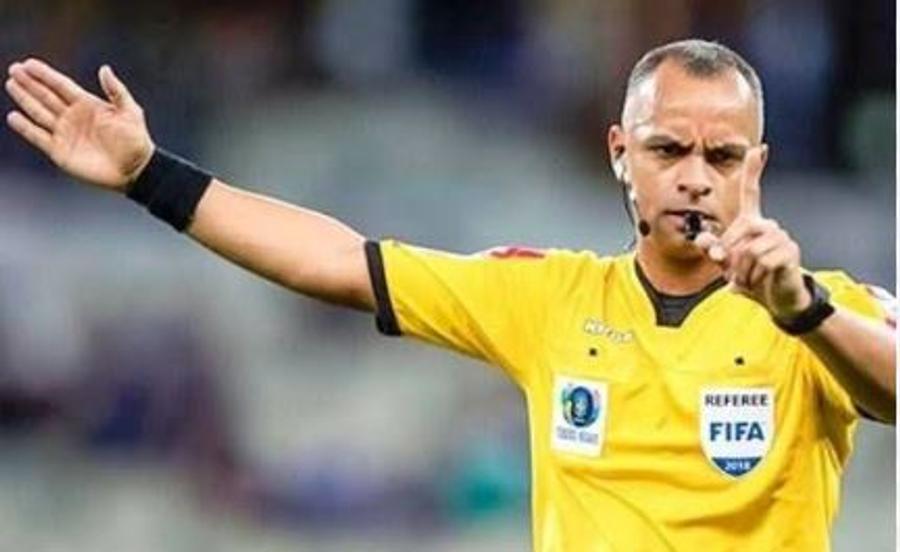 صافرة برازيلية لمواجهة الأسود وهولندا في دور الـ32 بكأس العالم
