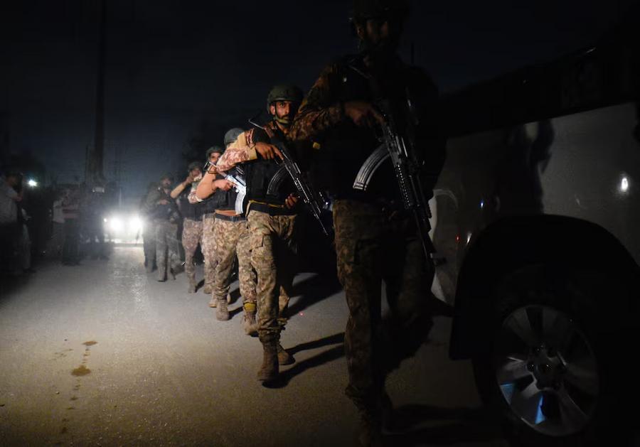 Three Pakistani Rangers killed in attack on security headquarters in Karachi
