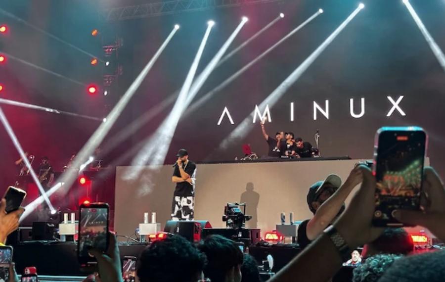 Aminux e Karima Ghayth iluminam o palco Nahda do Mawazine