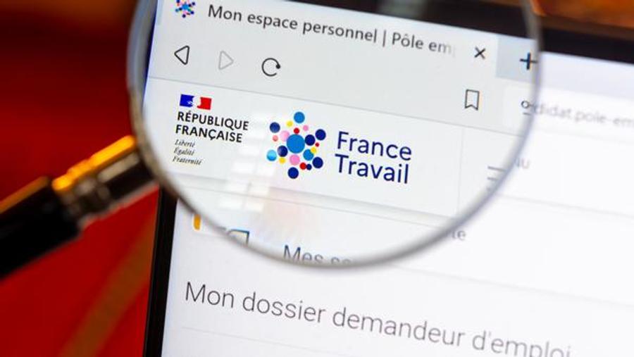 法国因Unédic投票僵局冻结失业救济金增长
