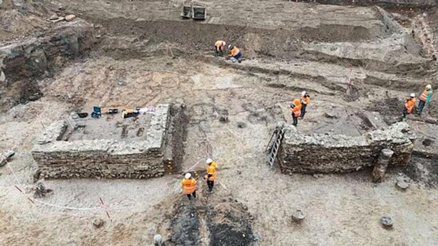 Archaeologists discover the largest Roman baths ever found in the Netherlands