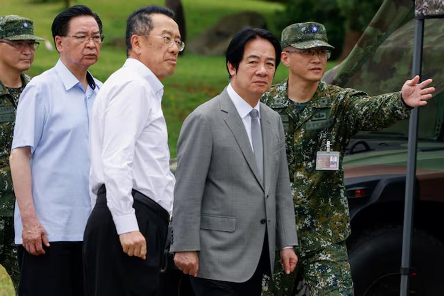 台湾总统誓言尽管议会削减预算仍将推动国防支出