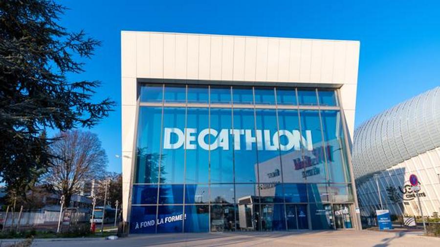 Decathlon to grant €2,000 in free shares to employees amid wage debate