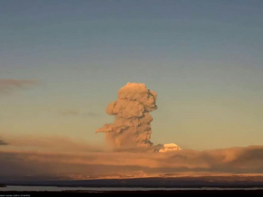 Russie : éruption du volcan Chiveloutch, alerte maximale pour le trafic aérien