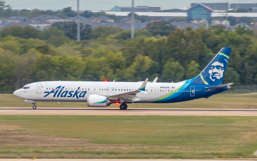 Multiple Boeing 737 flights diverted amid safety incidents