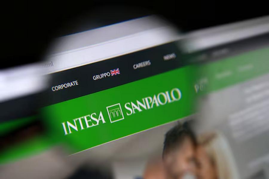 Intesa Sanpaolo approves Generali stake purchase amid major banking acquisition