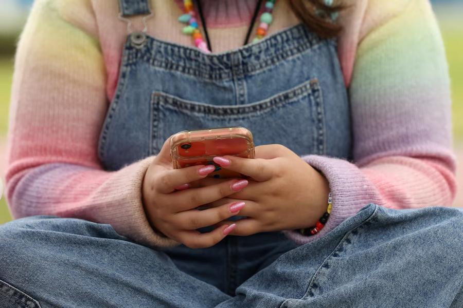 UK considers stricter social media restrictions for children under 16