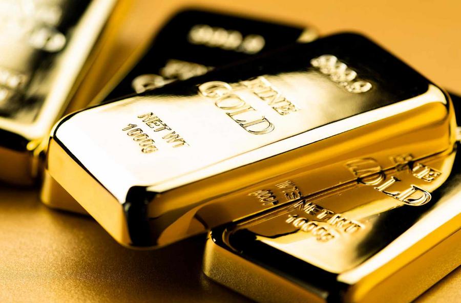 Gold prices fall to $4,365 as analysts stay bullish on rebound