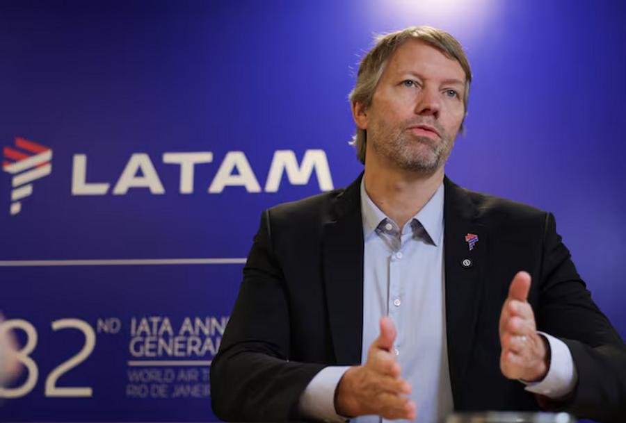 LATAM Brasil adjusts growth plans as fuel costs rise