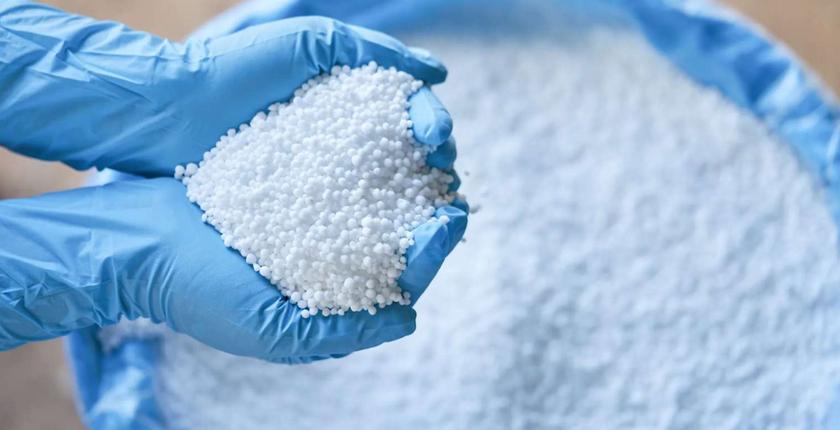Urea prices erase war premium as markets retreat
