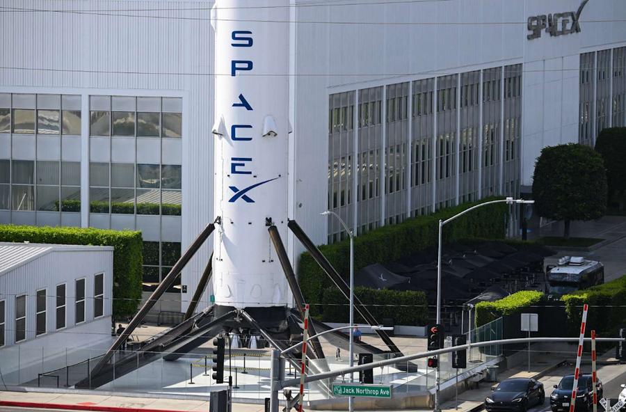 Asian investors turn to proxy assets ahead of spacex ipo debut