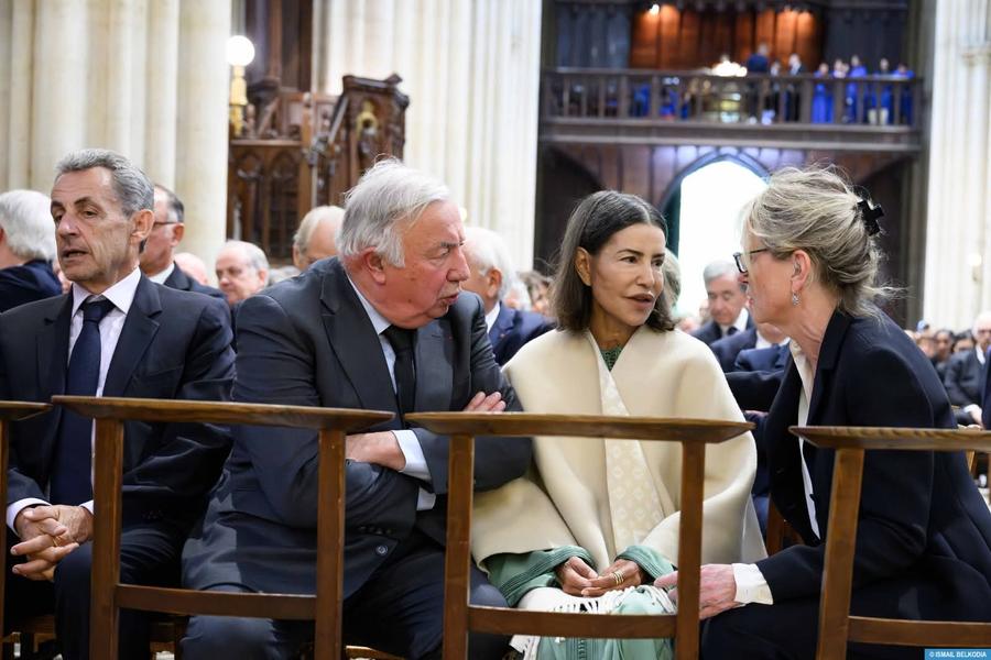 الأميرة للا مريم تمثل جلالة الملك في جنازة برناديت شيراك