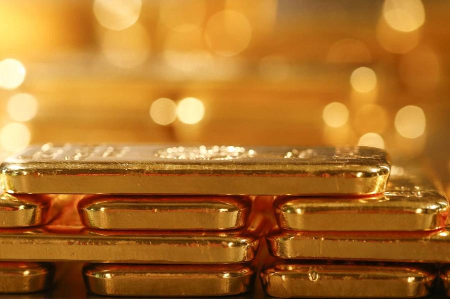 Gold falls as US Iran conflict shifts rate outlook