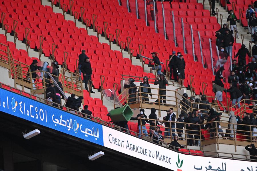 محكمة الرباط تدين 76 متورطاً في "أحداث الكلاسيكو"