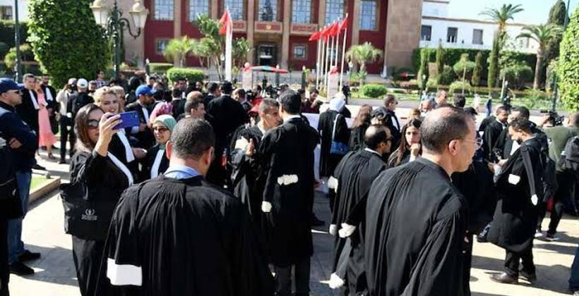 المحامون يحذرون من استهداف المهنة ومكتسباتها