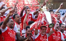 إنجلترا..أرسنال يحتفل بلقب الدوري رغم خيبة الأمل الأوروبية