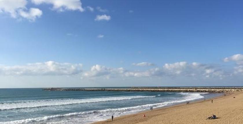 La plage de Mehdia menacée par l’érosion et l’extraction illégale de sable