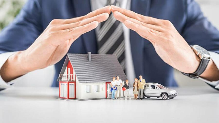 الحكومة تتجه لتحديث مدونة التأمينات وإطلاق التأمينات الصغرى