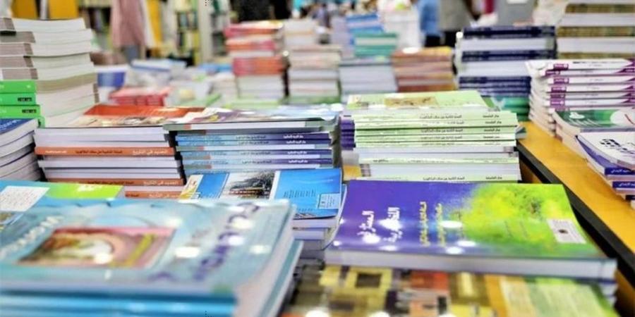 الكتبيون يطالبون بالحفاظ على هامش الربح لكتب “مدارس الريادة”