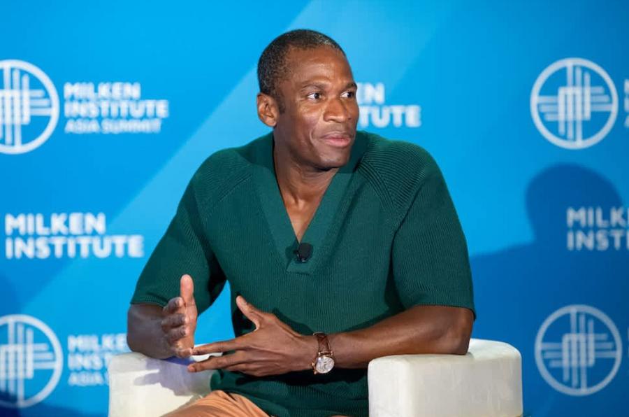 Arthur Hayes predicts AI bubble burst before bitcoin recovery