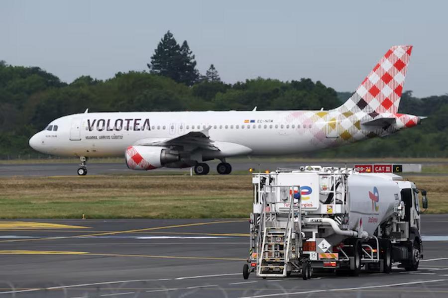 Spain’s Volotea drops Iran-related fuel surcharge as regulators tighten scrutiny