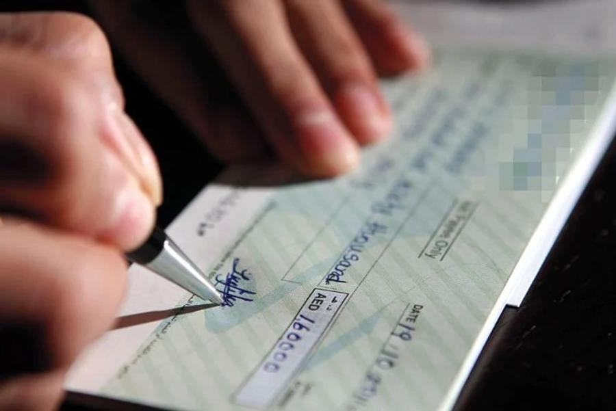 3 سنوات حبسا لمتورط في إصدار شيكات بدون رصيد