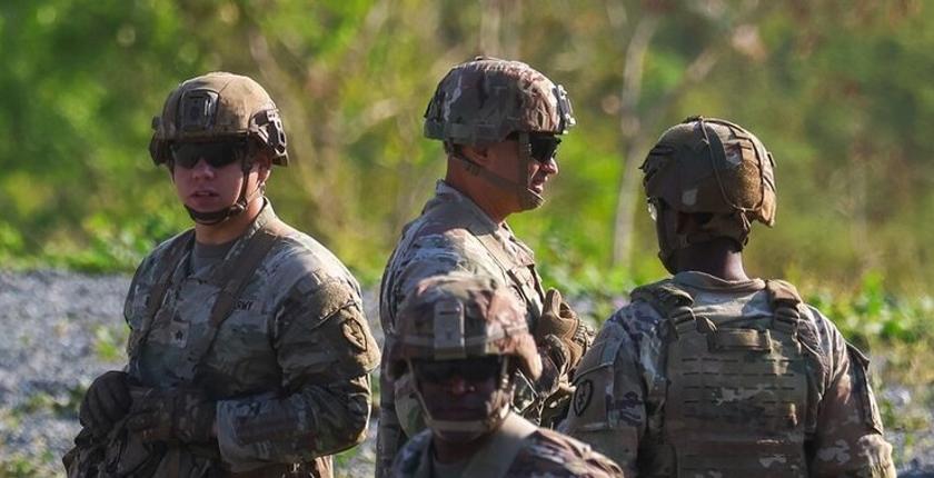 Polônia defende presença permanente de tropas dos EUA durante conversas entre Nawrocki e Trump em Washington