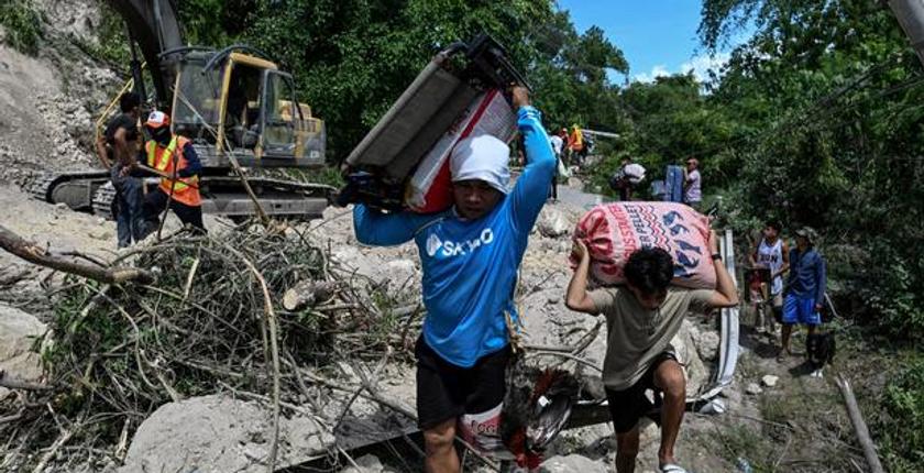 Magnitude 6.2 earthquake strikes southern Philippines near Mindanao