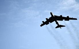 B-52 bomber crashes shortly after takeoff in California