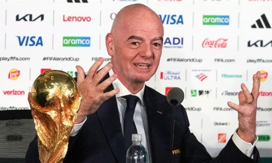 إنفانتينو يسخر من غياب إيطاليا المونديالي