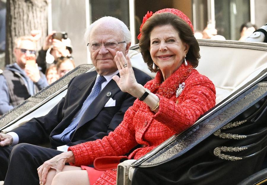 Suécia comemora o aniversário de ouro do casal real
