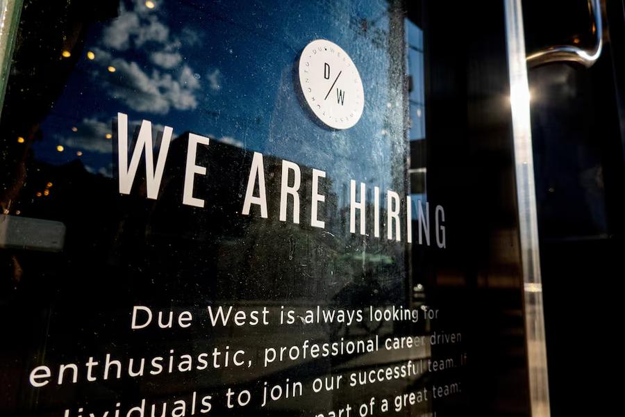 El mercado laboral de Canadá muestra fortaleza tras un fuerte aumento del empleo en mayo