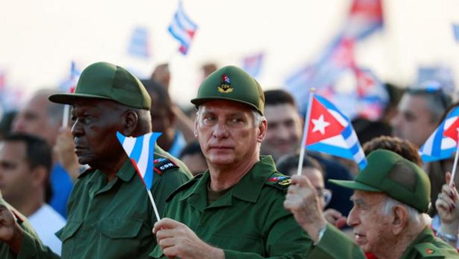 Estados Unidos amplía las sanciones contra el presidente cubano y miembros de la familia Castro