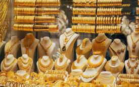 ارتفاع أسعار الذهب يستنفر الجمارك لهذا السبب