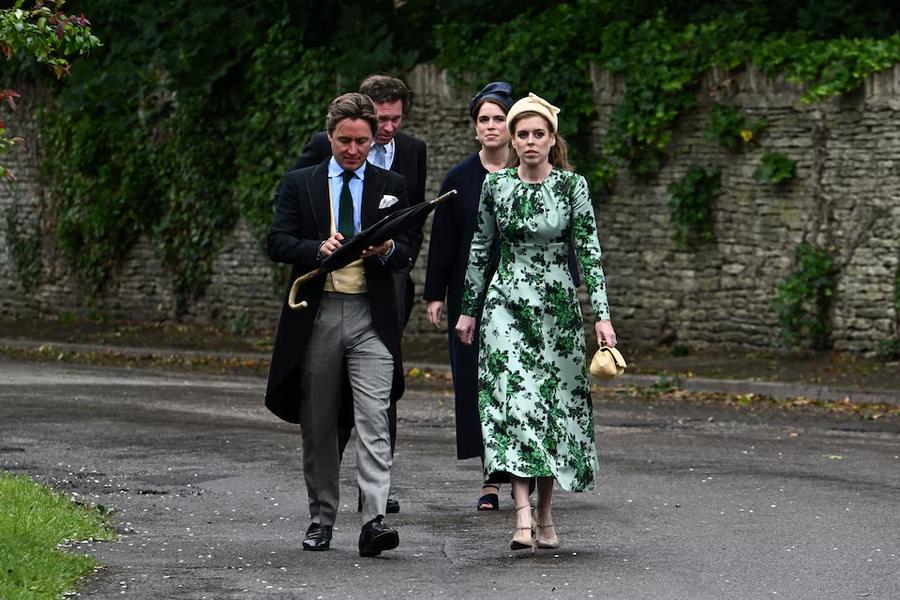 British royal family gathers for Peter Phillips' wedding