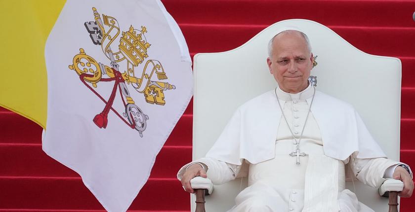 Espagne : le pape Léon XIV entame une visite historique entre Madrid, Barcelone et les Canaries