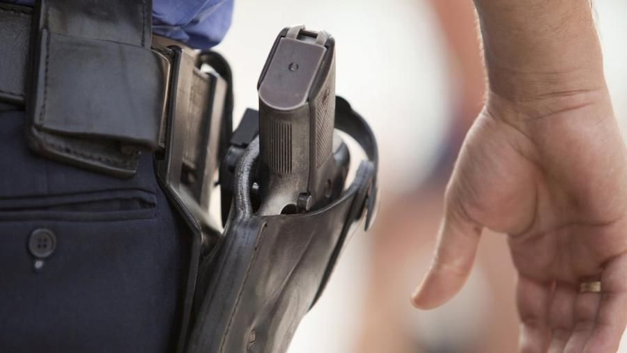 Béni Mellal : Trois individus arrêtés après le vol d’un véhicule contenant l’arme de service d’un policier