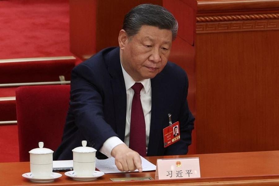 Xi Jinping renforce les liens avec le Vietnam face aux pressions commerciales américaines