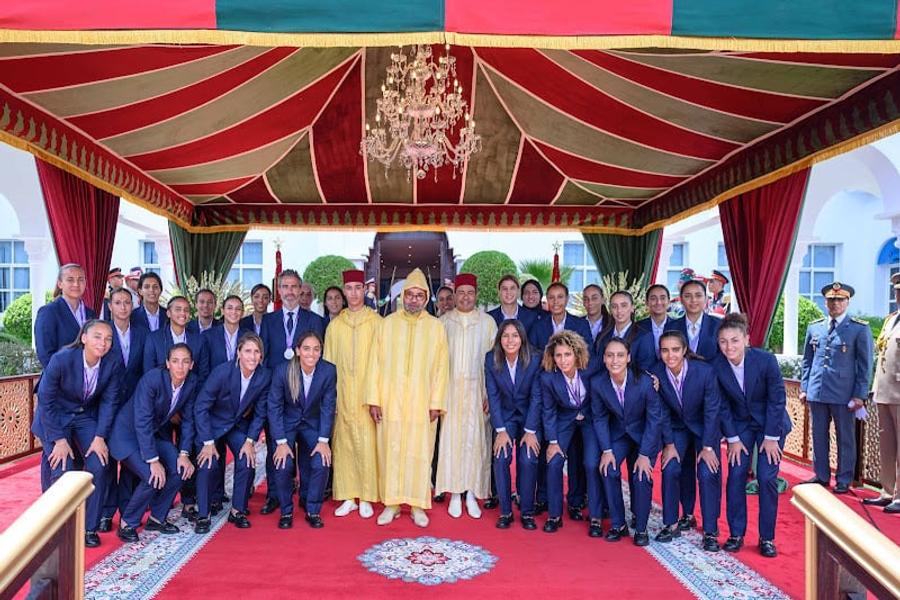 Fête du Trône : SM le Roi Mohammed VI honore les Lionnes de l’Atlas