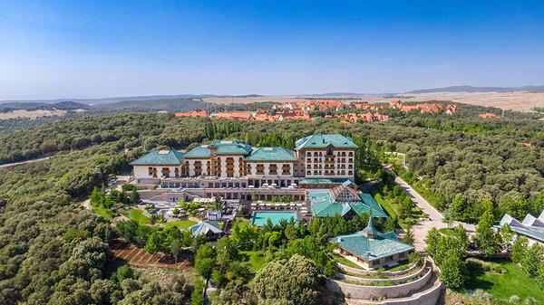 Été en altitude : pourquoi cet été appartient à Ifrane et Michlifen ?