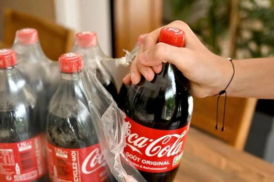 "ONSA" ⵜⴻⴽⵛⴻⵎ ⴷⴻⴳ ⵍⵃⵉⴹ ⵏ ⵜⵓⴽⴽⵙⴰ ⵏ "CocaCola" ⵖⴻⴼ ⵍⵊⴰⵍ ⵏ ⵢⵉⴽⵍⵓⵔⴰⵜⴻⵏ