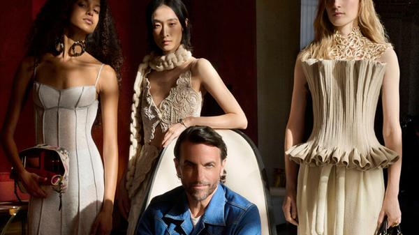 Louis Vuitton printemps-été 2026 : Nicolas Ghesquière réinvente l’histoire au Louvre