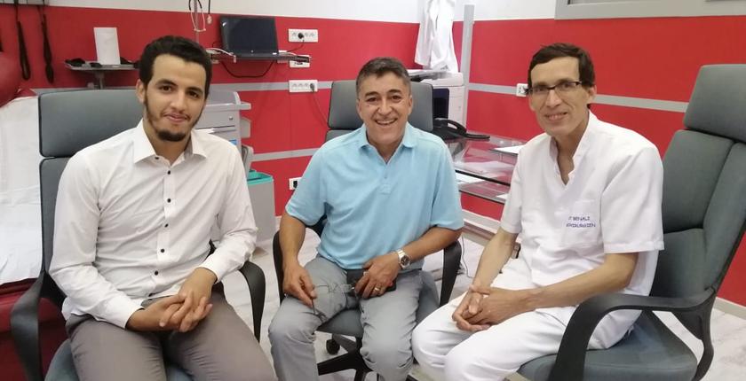 باحث مغربي يؤكد قدرة فيروس "كورونا" على تدمير الدماغ
