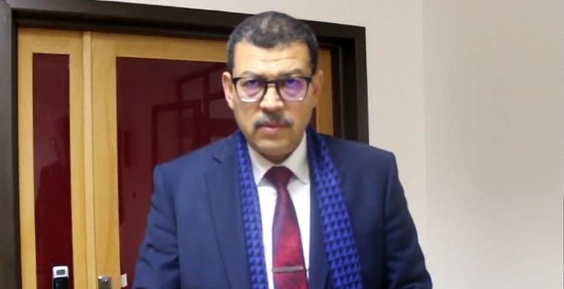 بالتفاصيل.. "كورونا" تعجل برحيل مندوب الصحة في إقليم الحسيمة