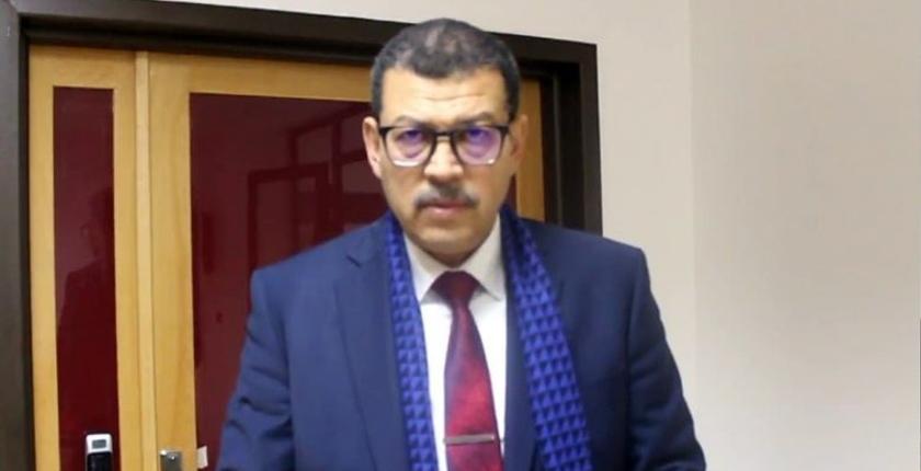 بالتفاصيل.. "كورونا" تعجل برحيل مندوب الصحة في إقليم الحسيمة