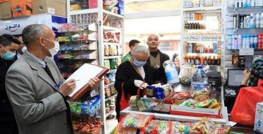 الداخلية توضح حقيقة إغلاق المحلات التجارية إبتداء من الجمعة