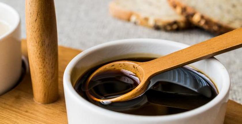 أهمية العسل الأسود في مقاومة الأمراض والفيروسات