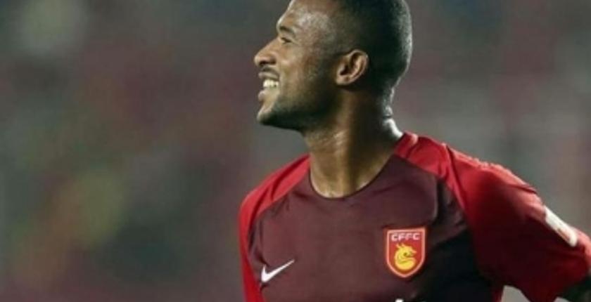 فيروس كورونا يجبر أيوب الكعبي على الهروب من الصين