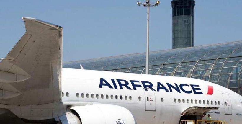 بسبب انهيار نشاط السفر الجوي.. كورونا تدفع Air France لتسريح عدد خيالي من الموظفين
